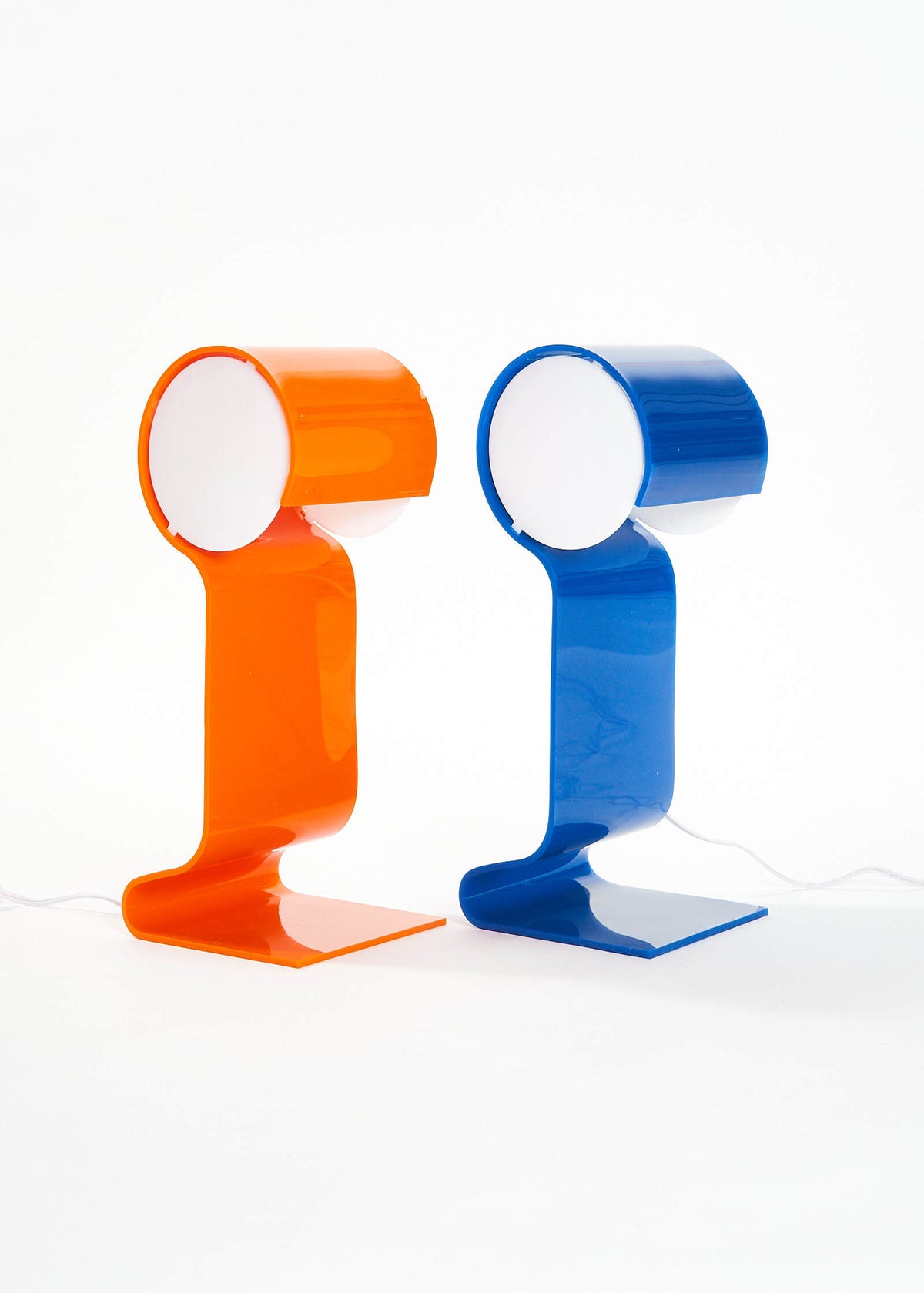GloUp-Collection-Lamp-Reedition-FullRoom1713