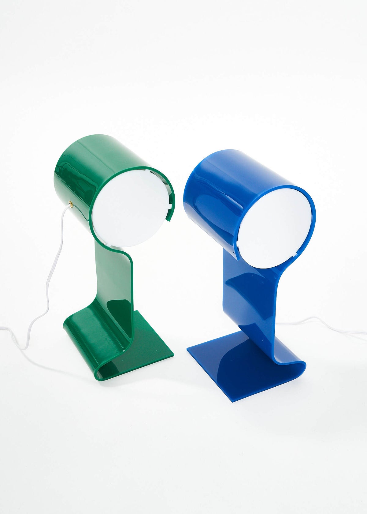 GloUp-Collection-Lamp-Reedition-FullRoom1739