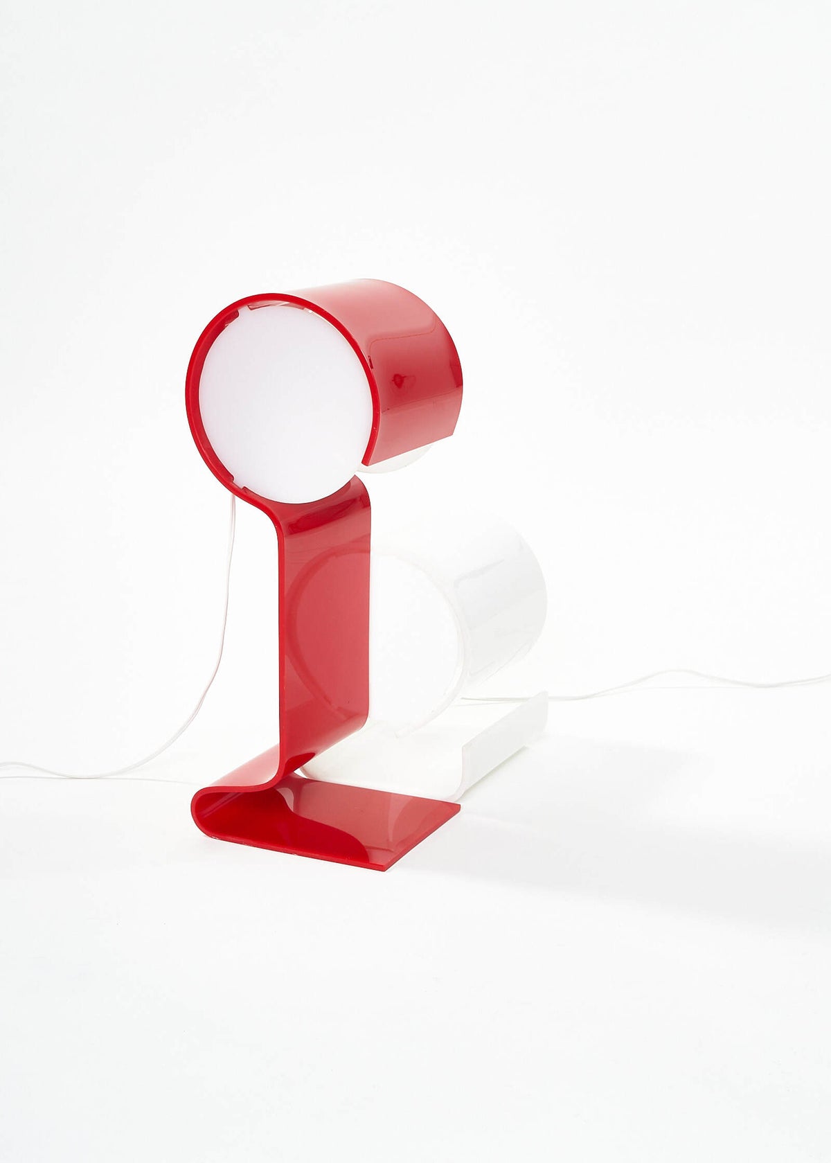 GloUp-Collection-Lamp-Reedition-FullRoom1832