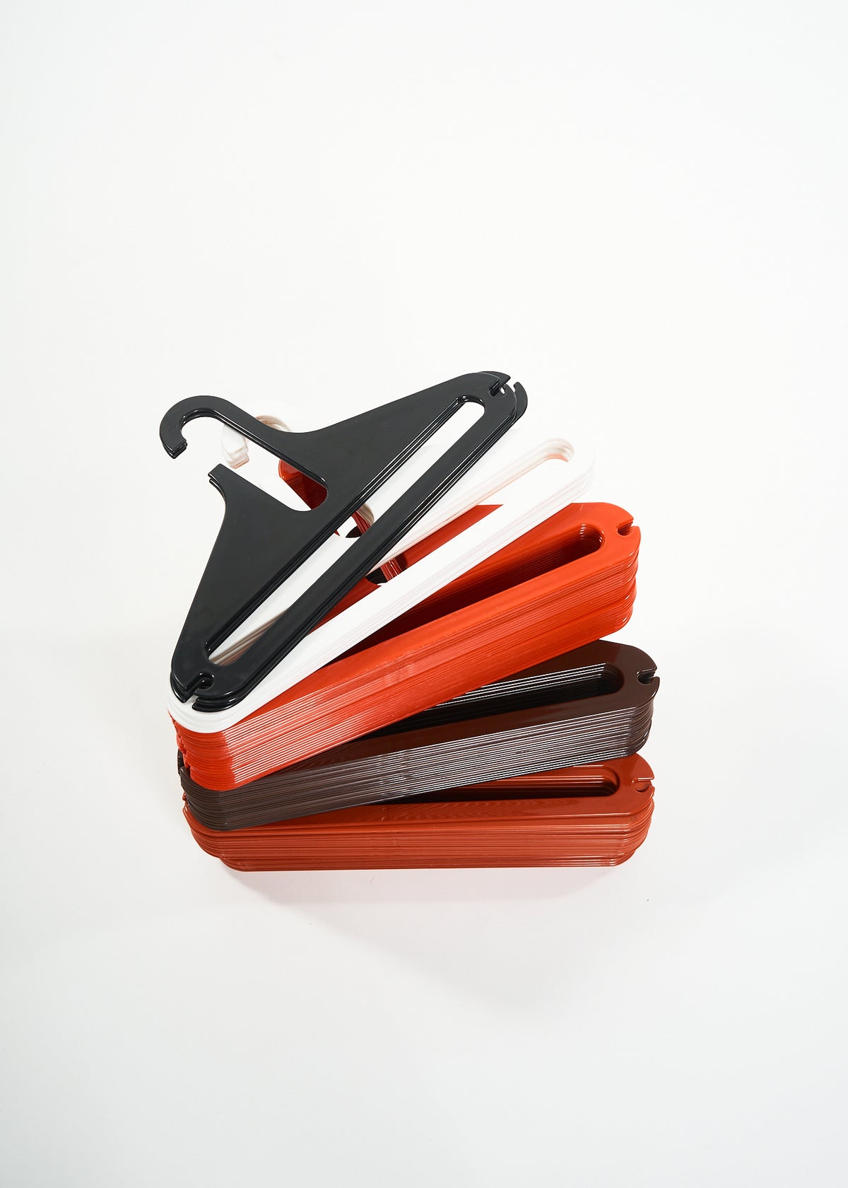 Cintres FINESSE par Levco
