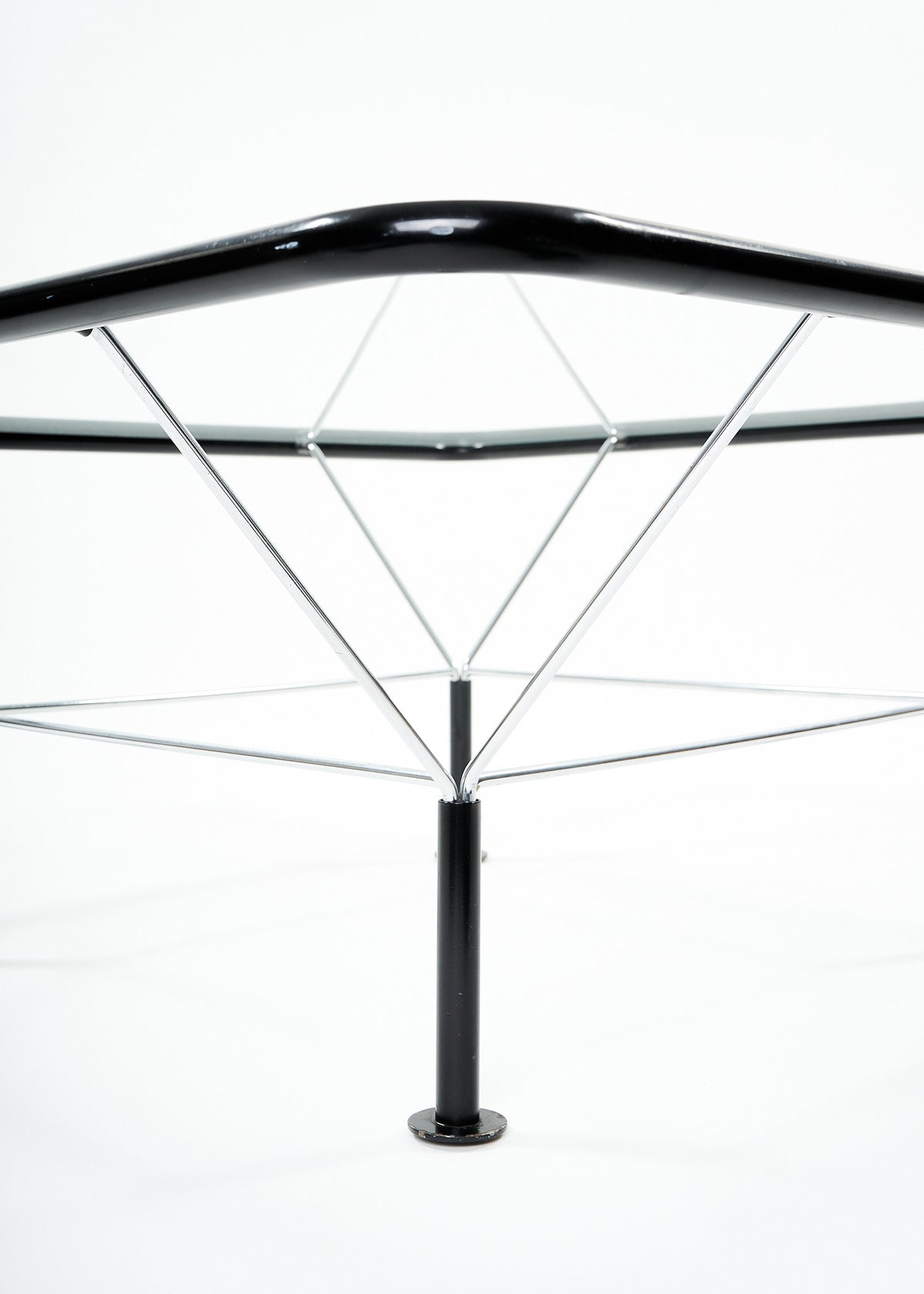 Table de salon TREILLIS SPATIAL de Niels Bendtsen pour Bensen