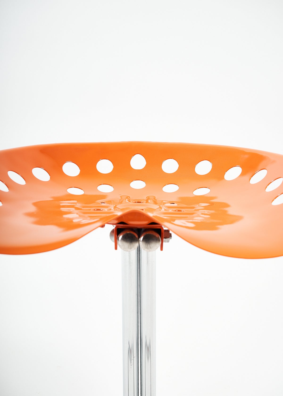 Tabourets T7 par Rodney Kinsman pour OMK