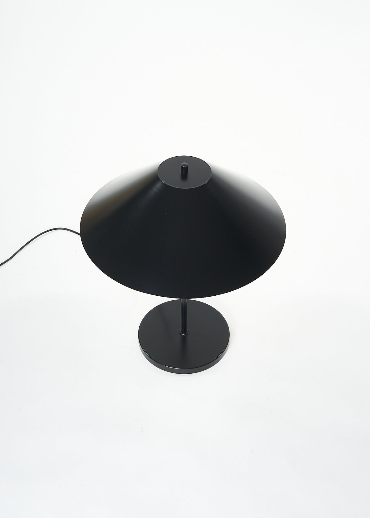 Lampe de table PYRAMID par IKEA