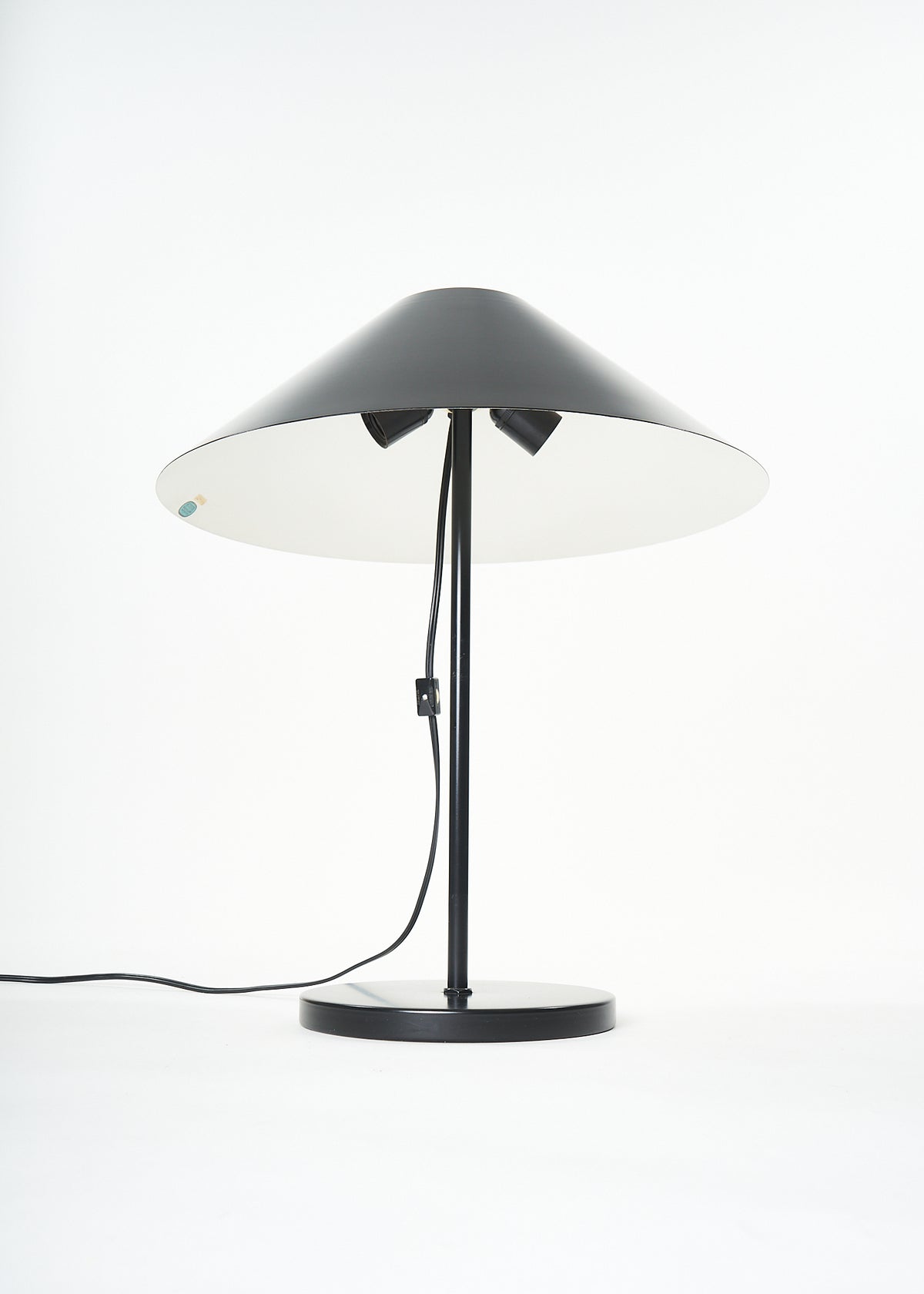 Lampe de table PYRAMID par IKEA