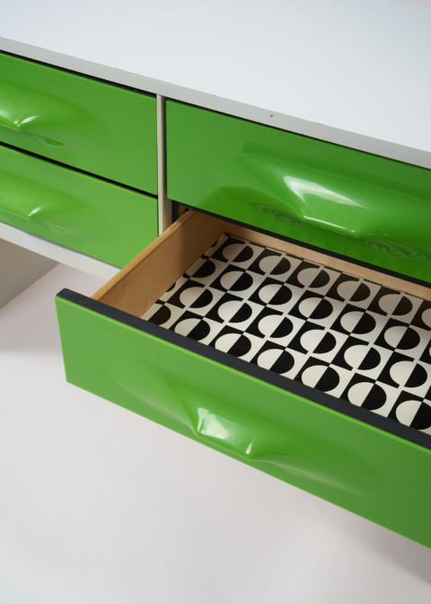 AVANT-GARDE 2000 dresser by Giovanni Maur for Treco