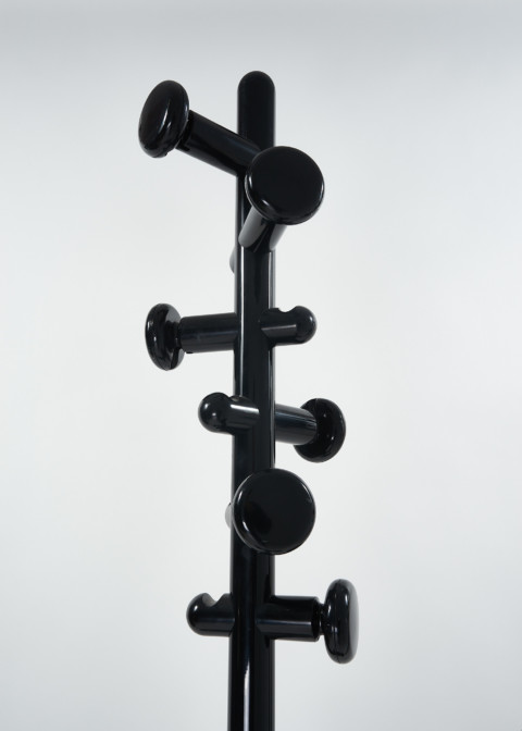 DOT coat stand