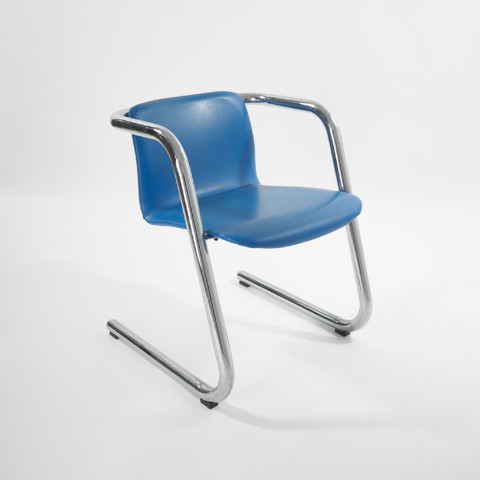 100/300 chair by Philip Salmon & Hugh Hamilton for Kinetics