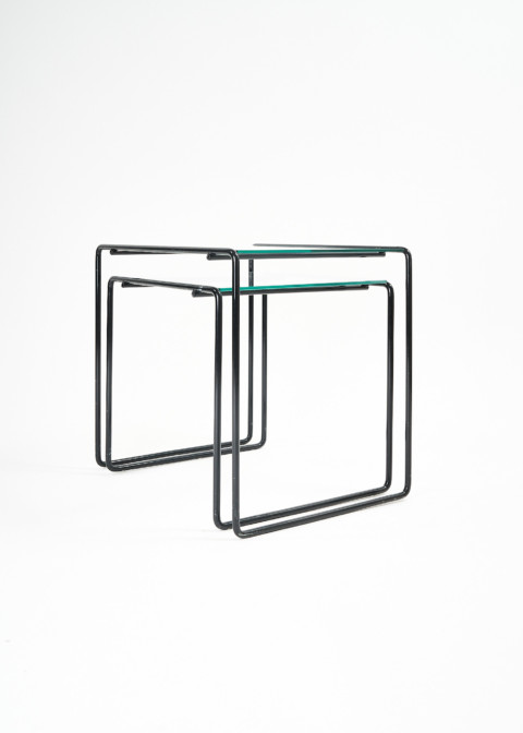 Black MINIMAL nesting tables